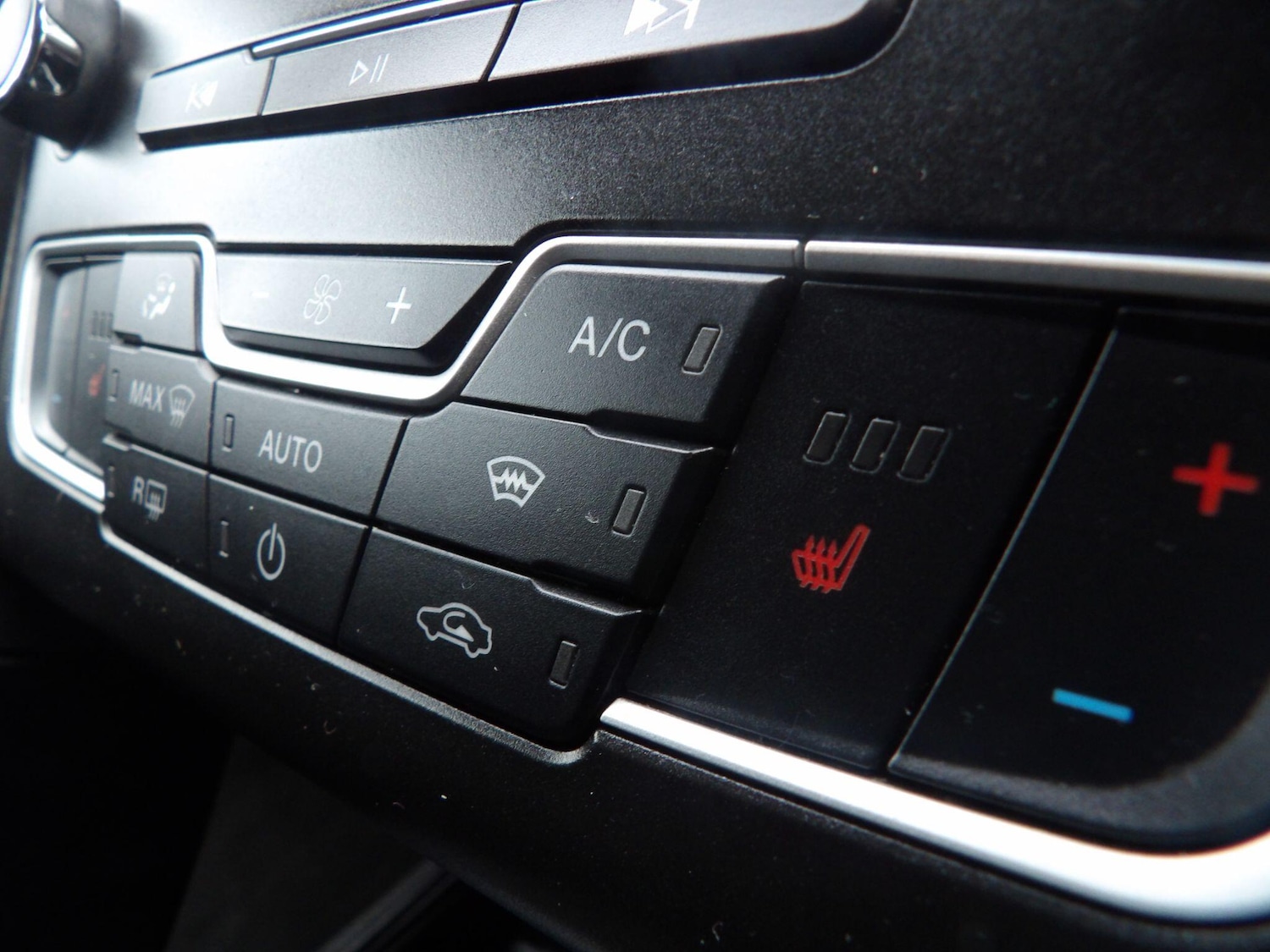 Used Ford Mondeo 2019 for sale - 77029609: Photo 22