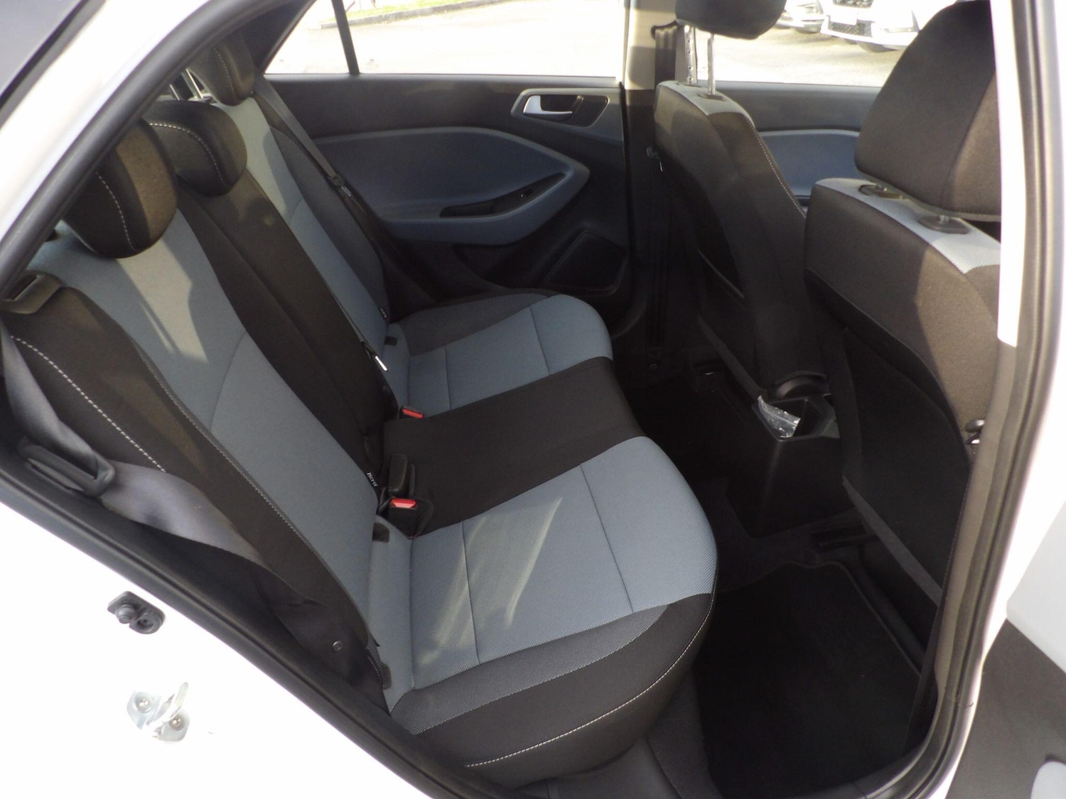 Used Hyundai i20 2018 for sale - 76458121: Photo 16