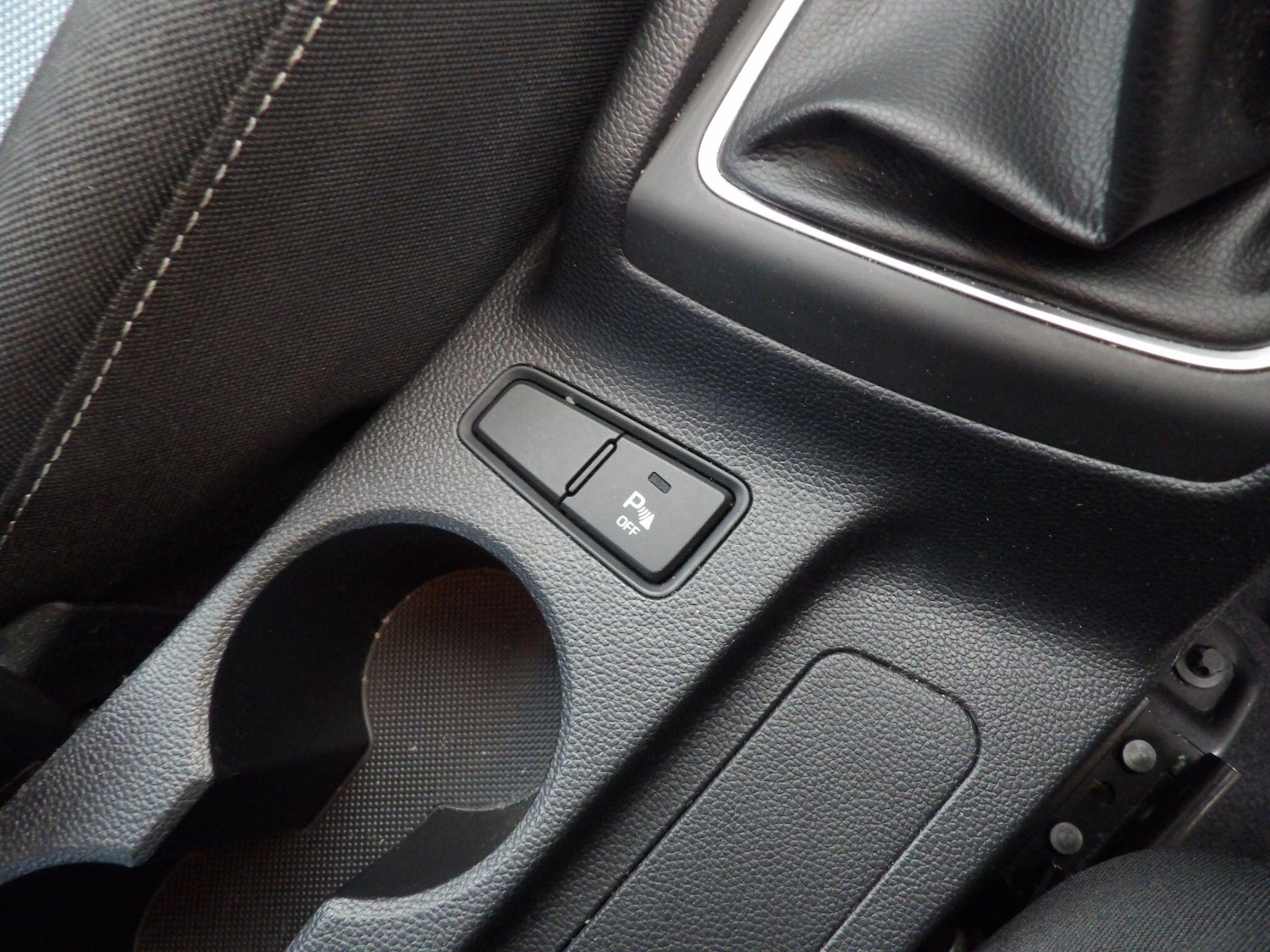 Used Hyundai i20 2018 for sale - 76458121: Photo 19