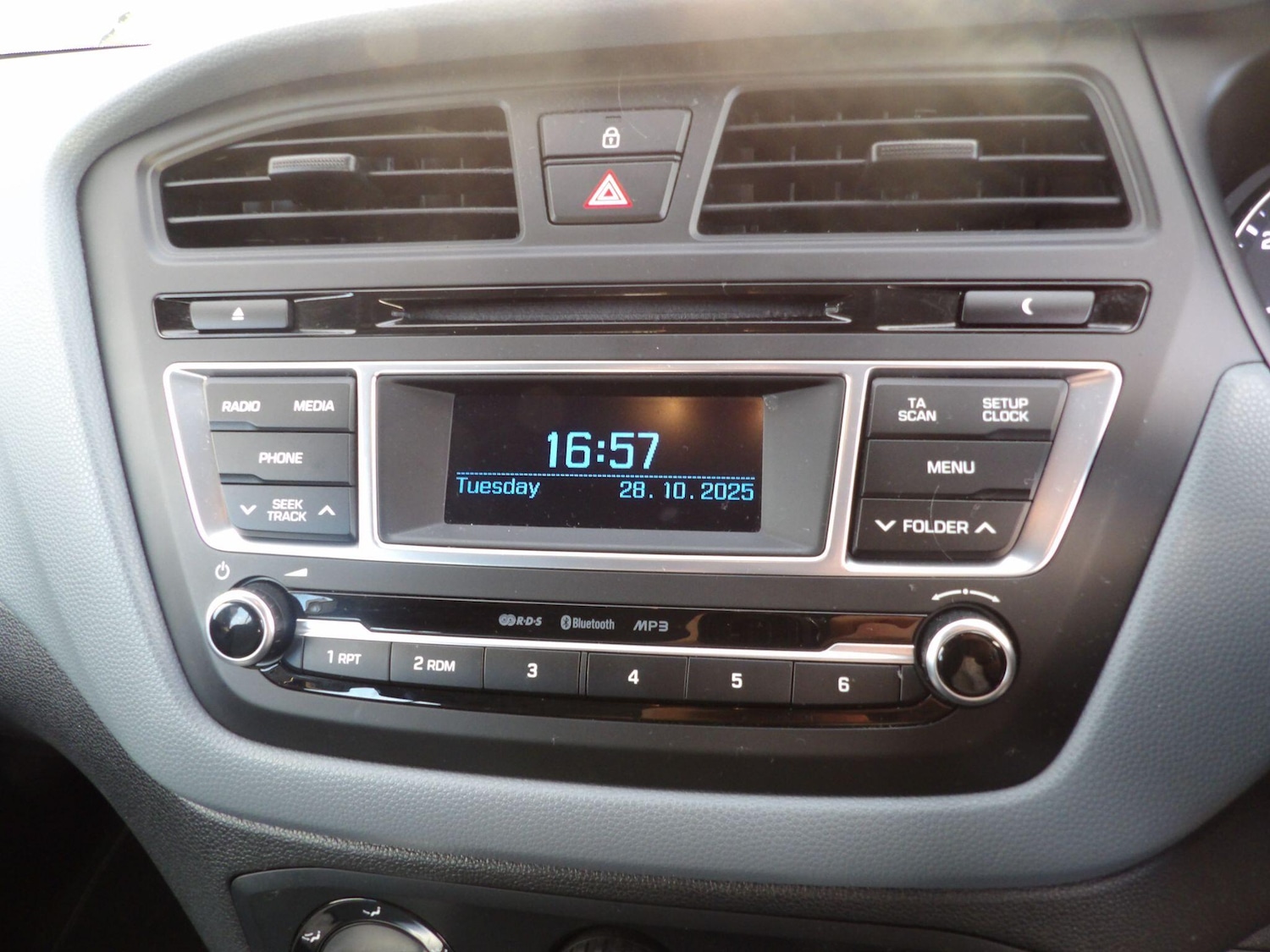 Used Hyundai i20 2018 for sale - 76458121: Photo 22