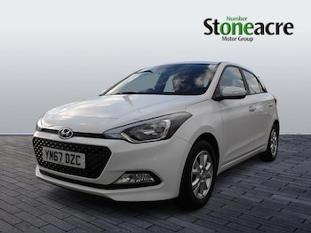 Used Hyundai i20 2018 for sale - 76458121: Photo