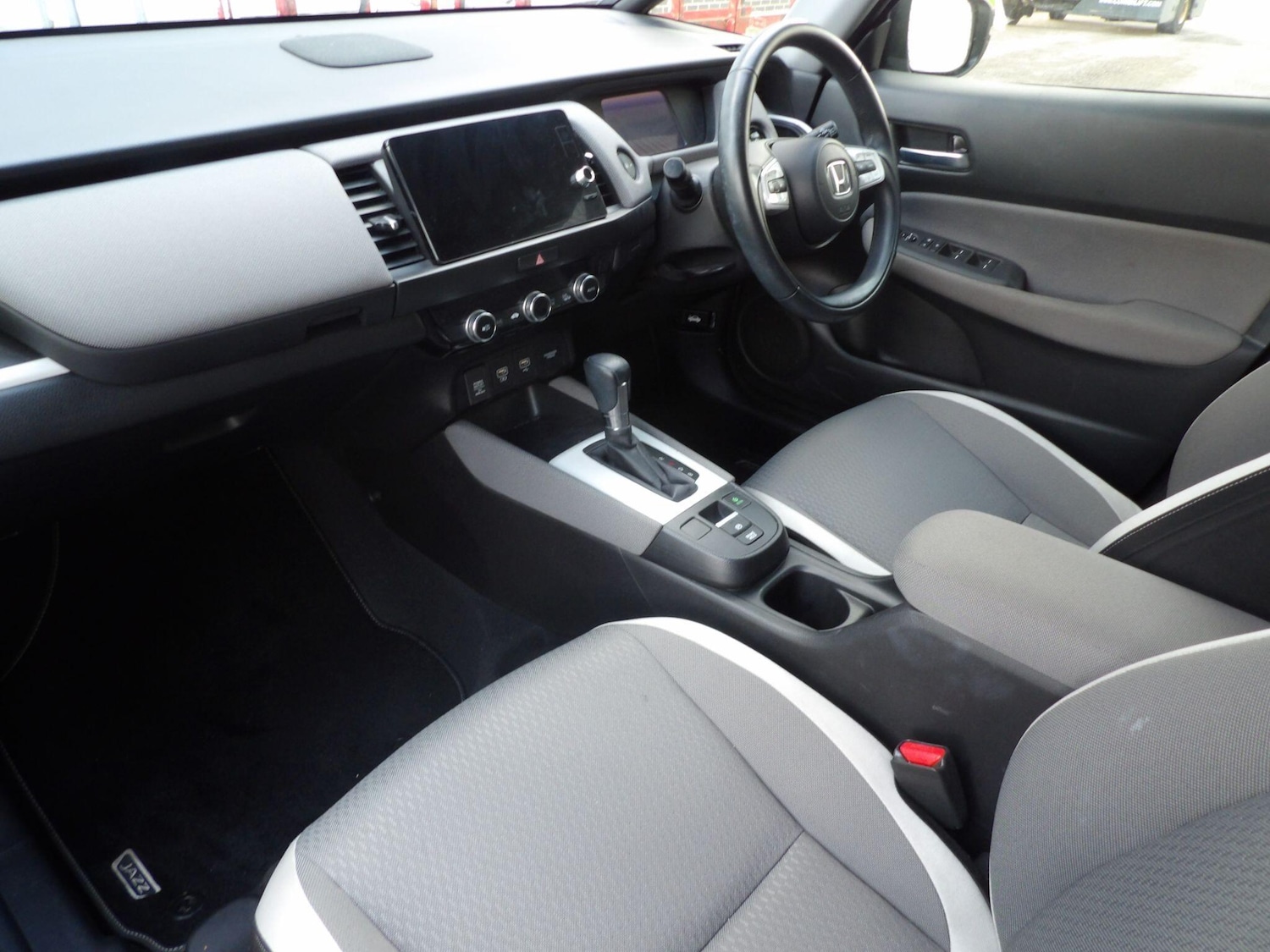 Used Honda Jazz 2023 for sale - 76965532: Photo 12