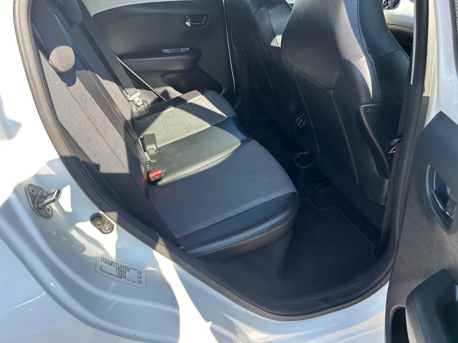 Used Toyota AYGO 2015 for sale - 77947405: Photo 7