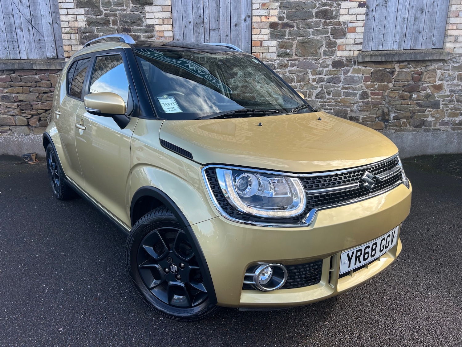 Used Suzuki Ignis 2018 for sale - 76365011: Photo 1