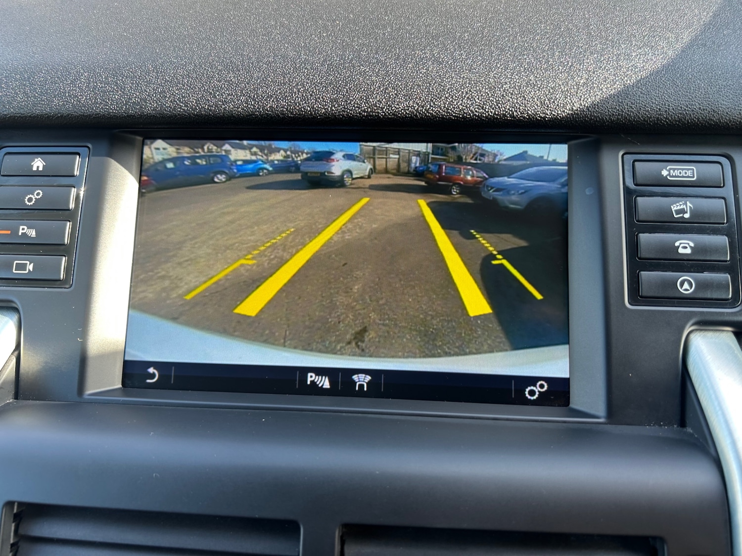 Used Land Rover Discovery Sport 2018 for sale - 77833593: Photo 12