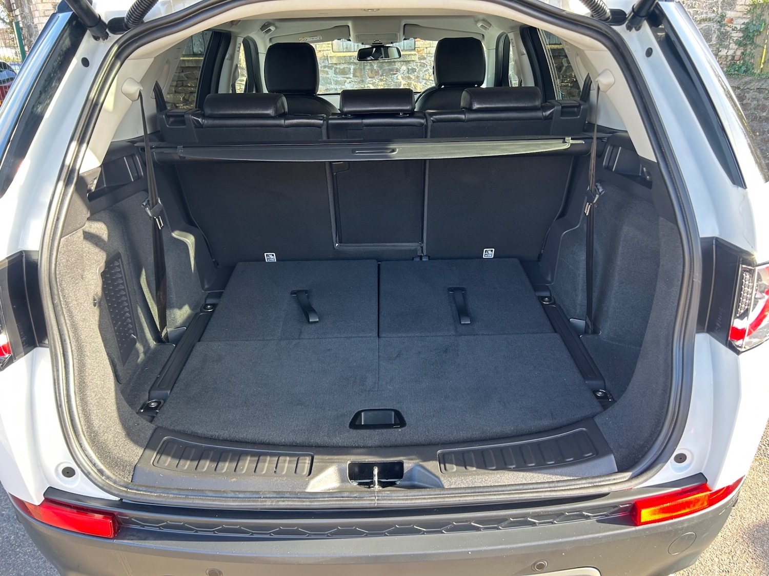 Used Land Rover Discovery Sport 2018 for sale - 77833593: Photo 8