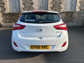 Used Hyundai i30 2016 for sale - 77746182: Photo