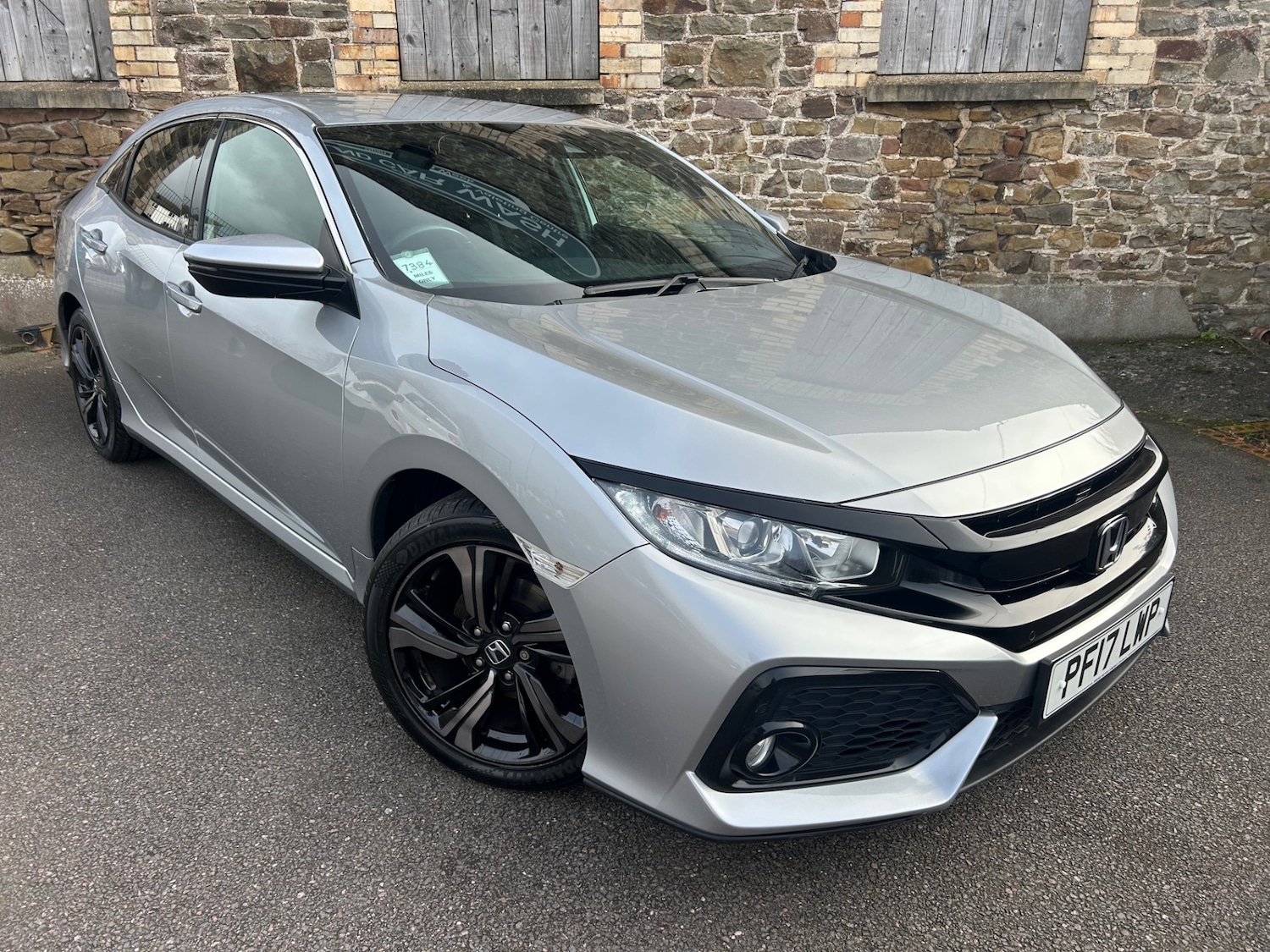 Used Honda Civic 2017 for sale - 76384646: Photo 1