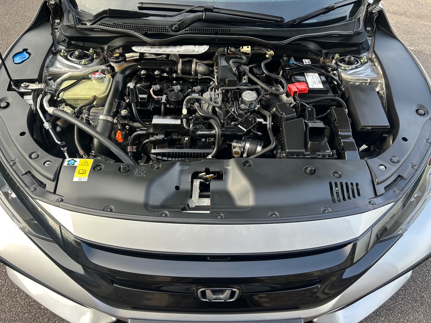 Used Honda Civic 2017 for sale - 76384646: Photo 12