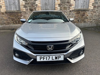 Used Honda Civic 2017 for sale - 76384646: Photo