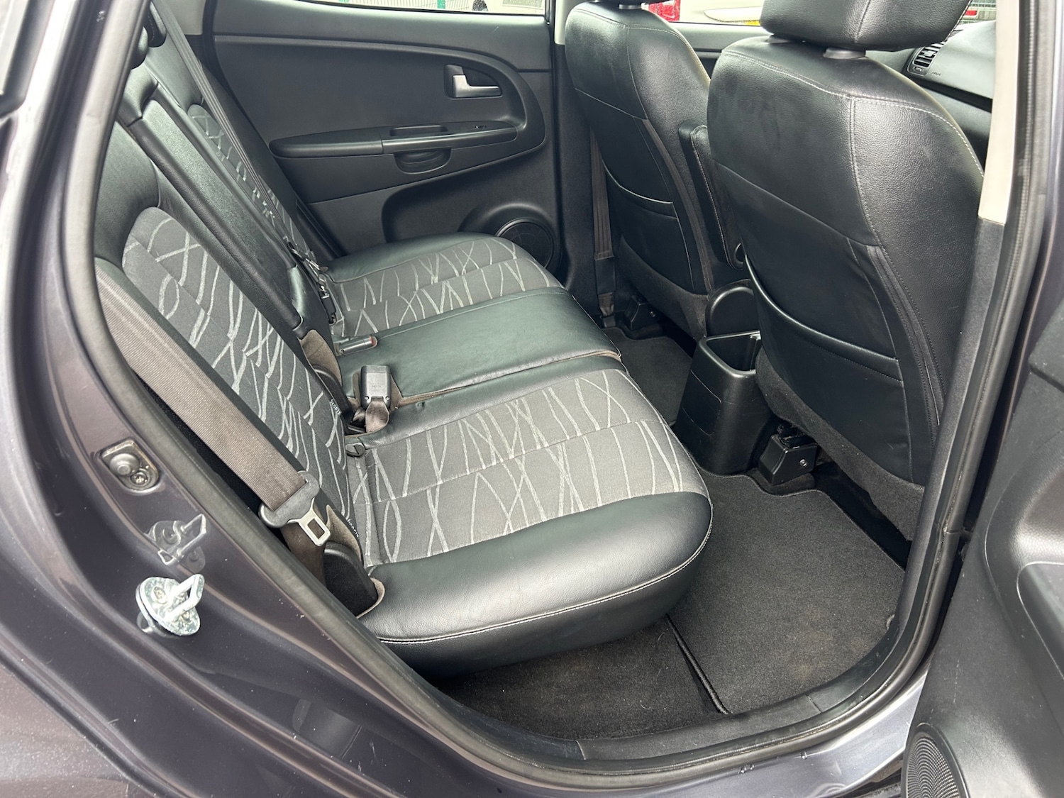 Used Kia Venga 2018 for sale - 76428345: Photo 8