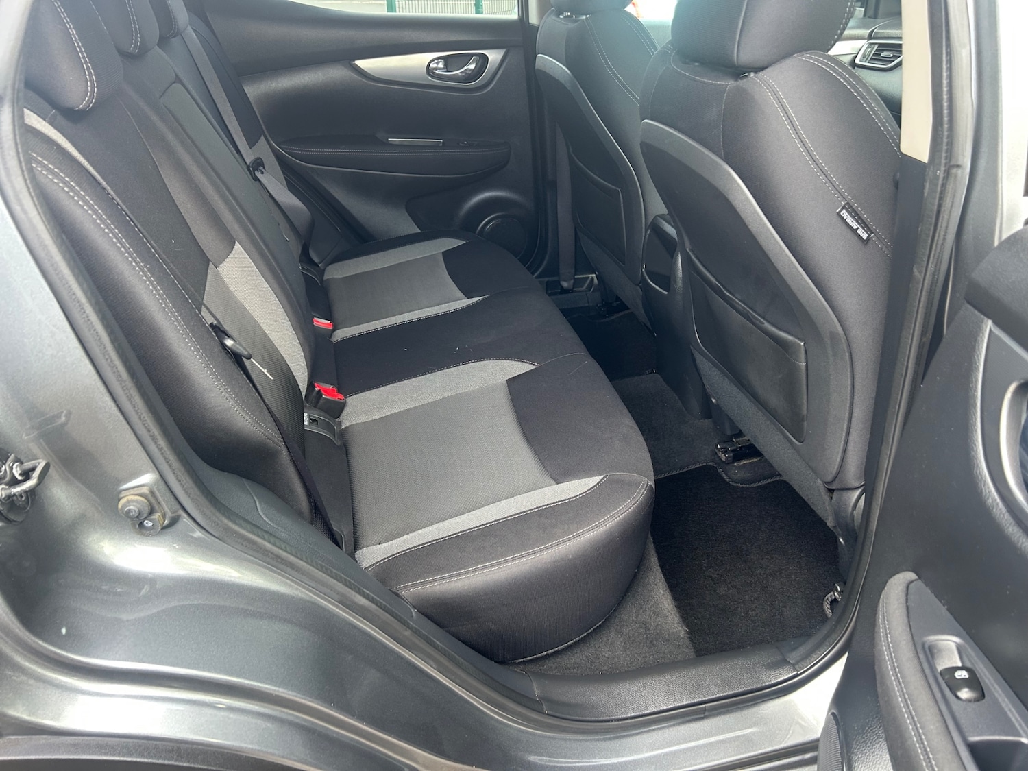 Used Nissan Qashqai 2017 for sale - 76170936: Photo 10