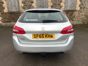 Used Peugeot 308 2015 for sale - 77640957: Photo