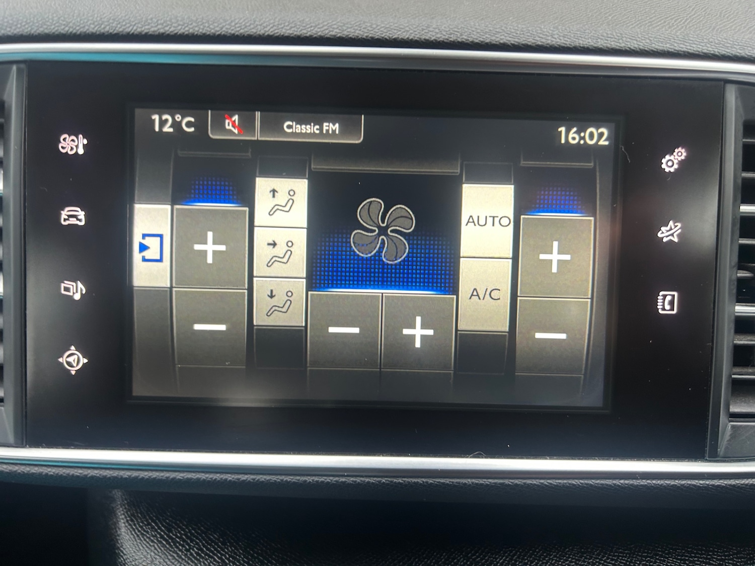 Used Peugeot 308 2015 for sale - 77640957: Photo 9