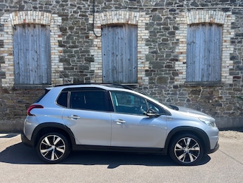 Used Peugeot 2008 2017 for sale - 79101733: Photo