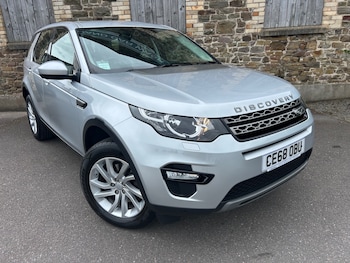 Used Land Rover Discovery Sport 2018 for sale - 79100073: Photo