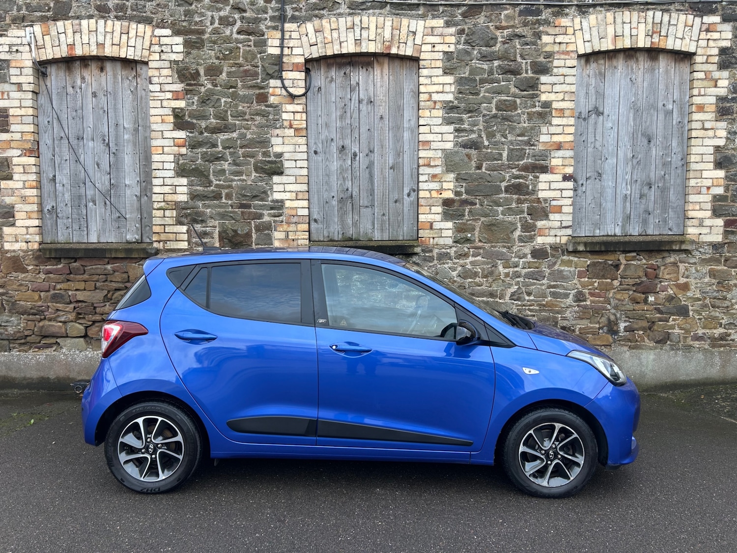 Used Hyundai i10 2018 for sale - 76844888: Photo 2