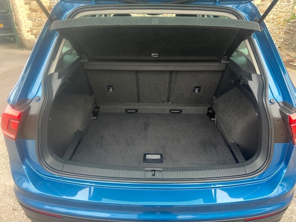 Used Volkswagen Tiguan 2018 for sale - 76242636: Photo 8
