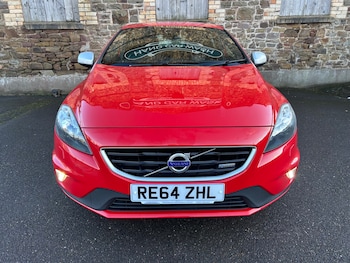 Used Volvo V40 2014 for sale - 77532321: Photo