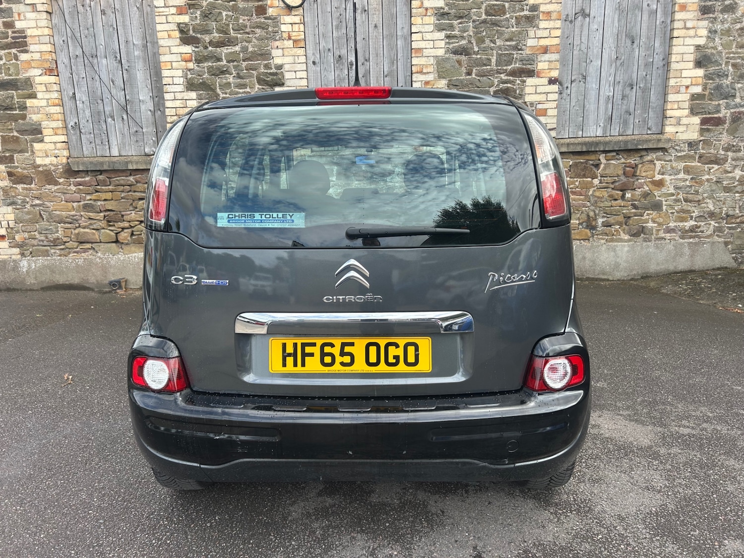 Vehicle 4