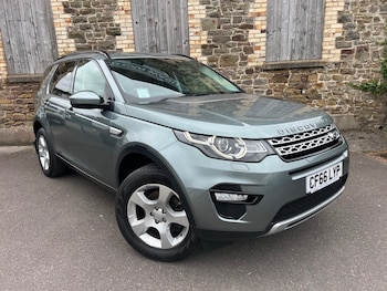 Used Land Rover Discovery Sport 2016 for sale - 78907142: Photo