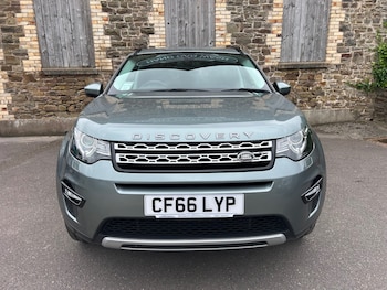 Used Land Rover Discovery Sport 2016 for sale - 78907142: Photo