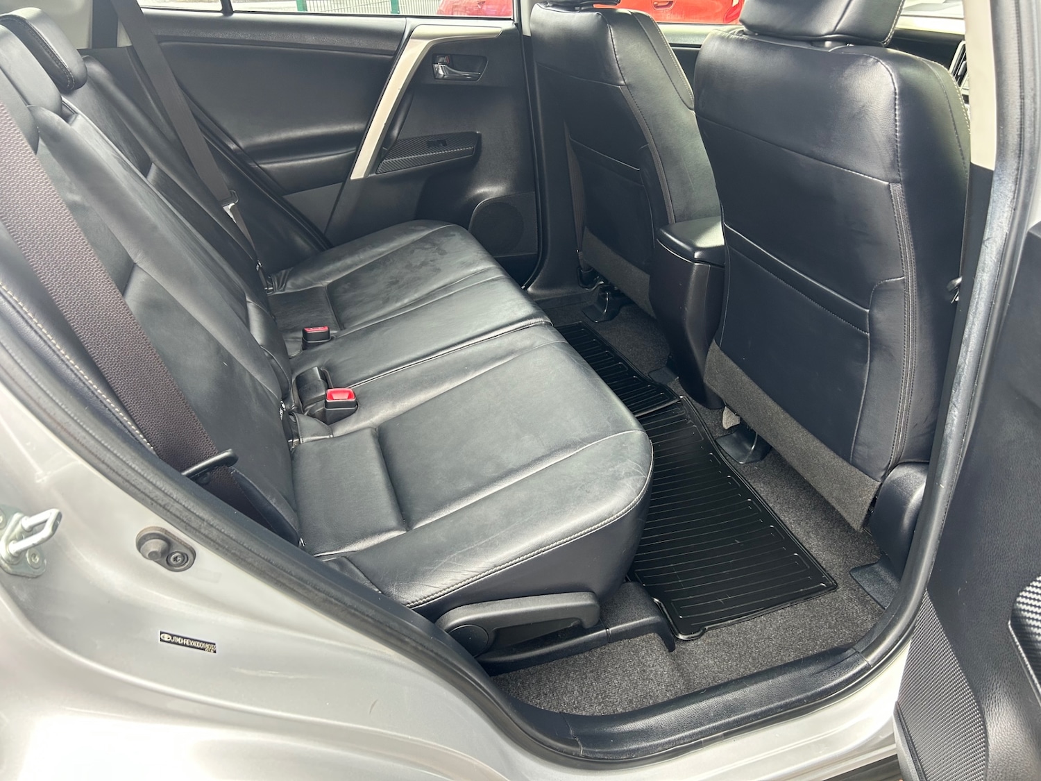 Used Toyota RAV4 2015 for sale - 78040537: Photo 8