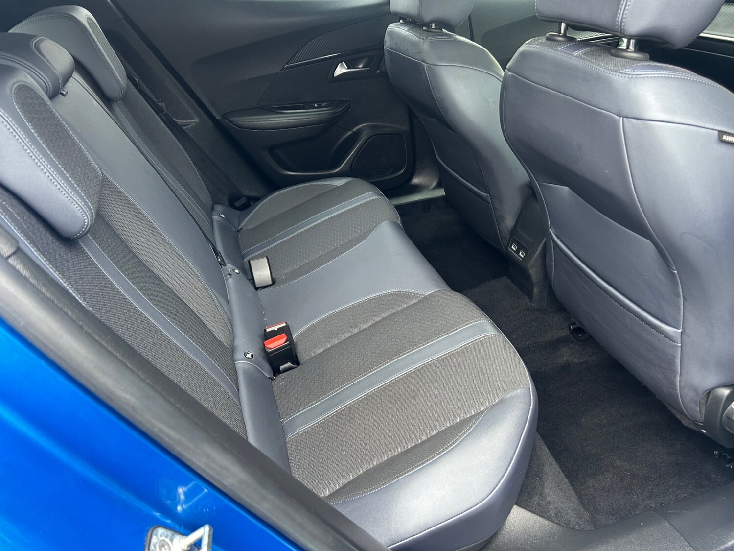 Used Peugeot 2008 2020 for sale - 77617355: Photo 12