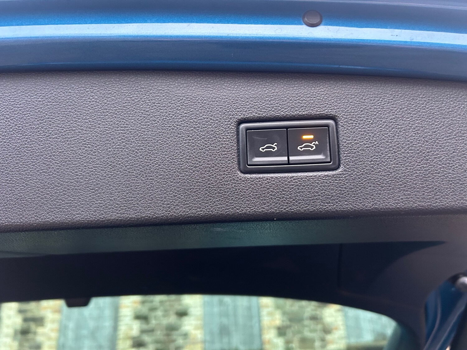 Used Volkswagen Tiguan 2018 for sale - 76948399: Photo 11