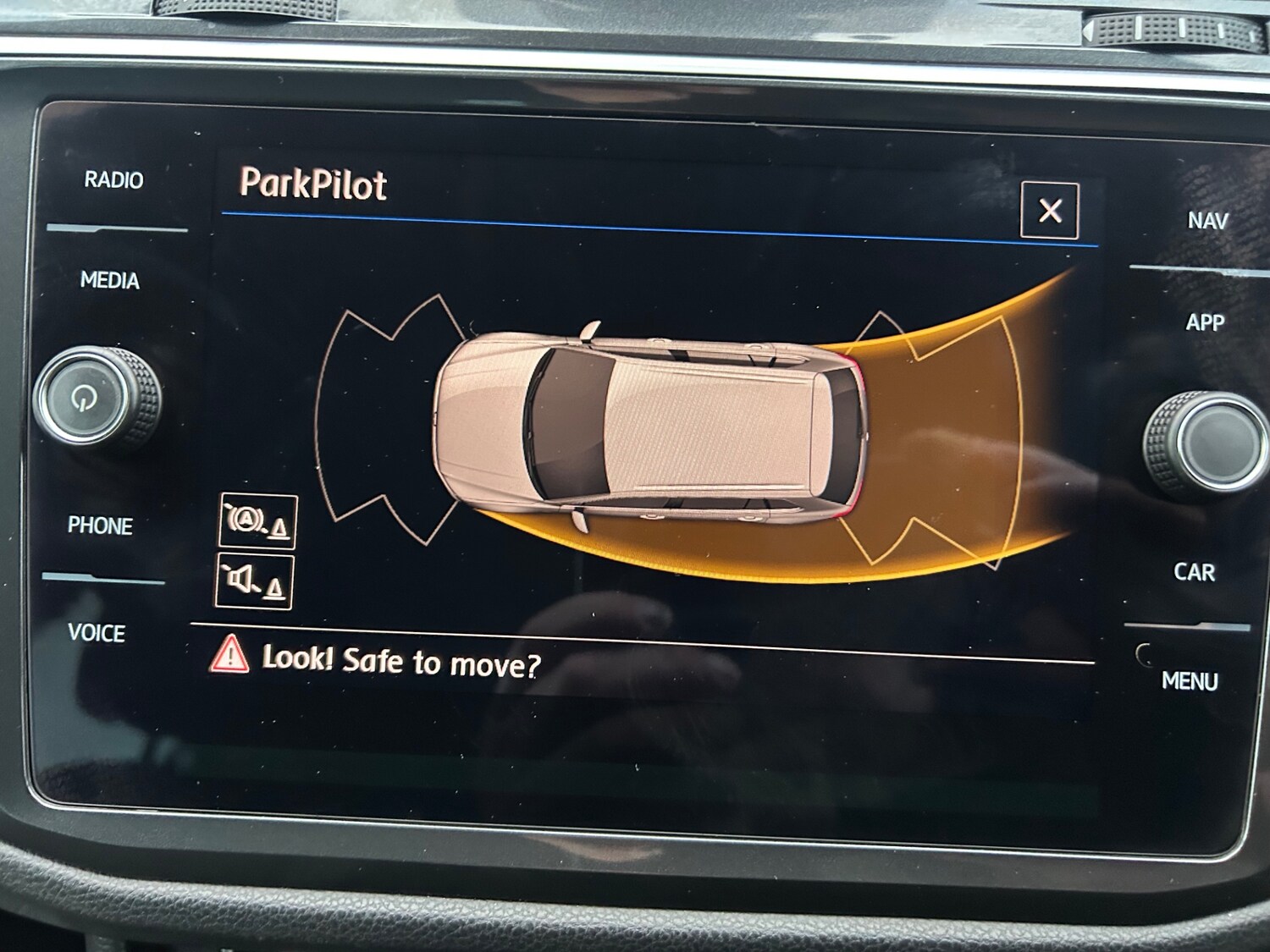 Used Volkswagen Tiguan 2018 for sale - 76948399: Photo 9