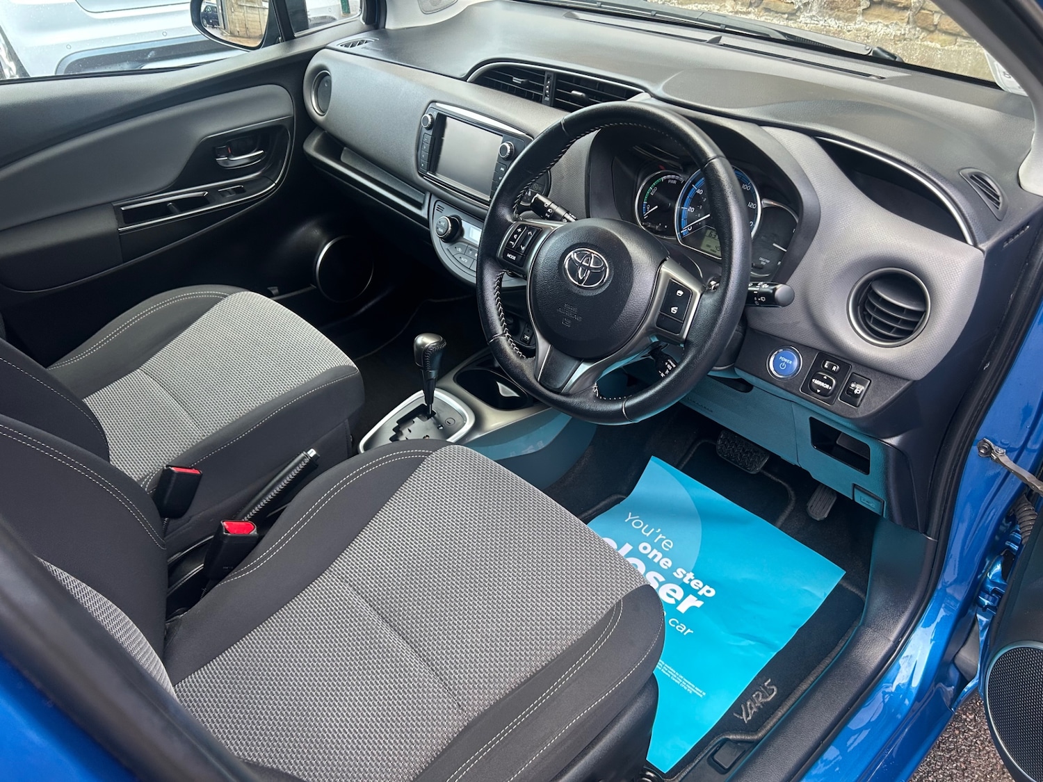 Used Toyota Yaris 2017 for sale - 77691146: Photo 6