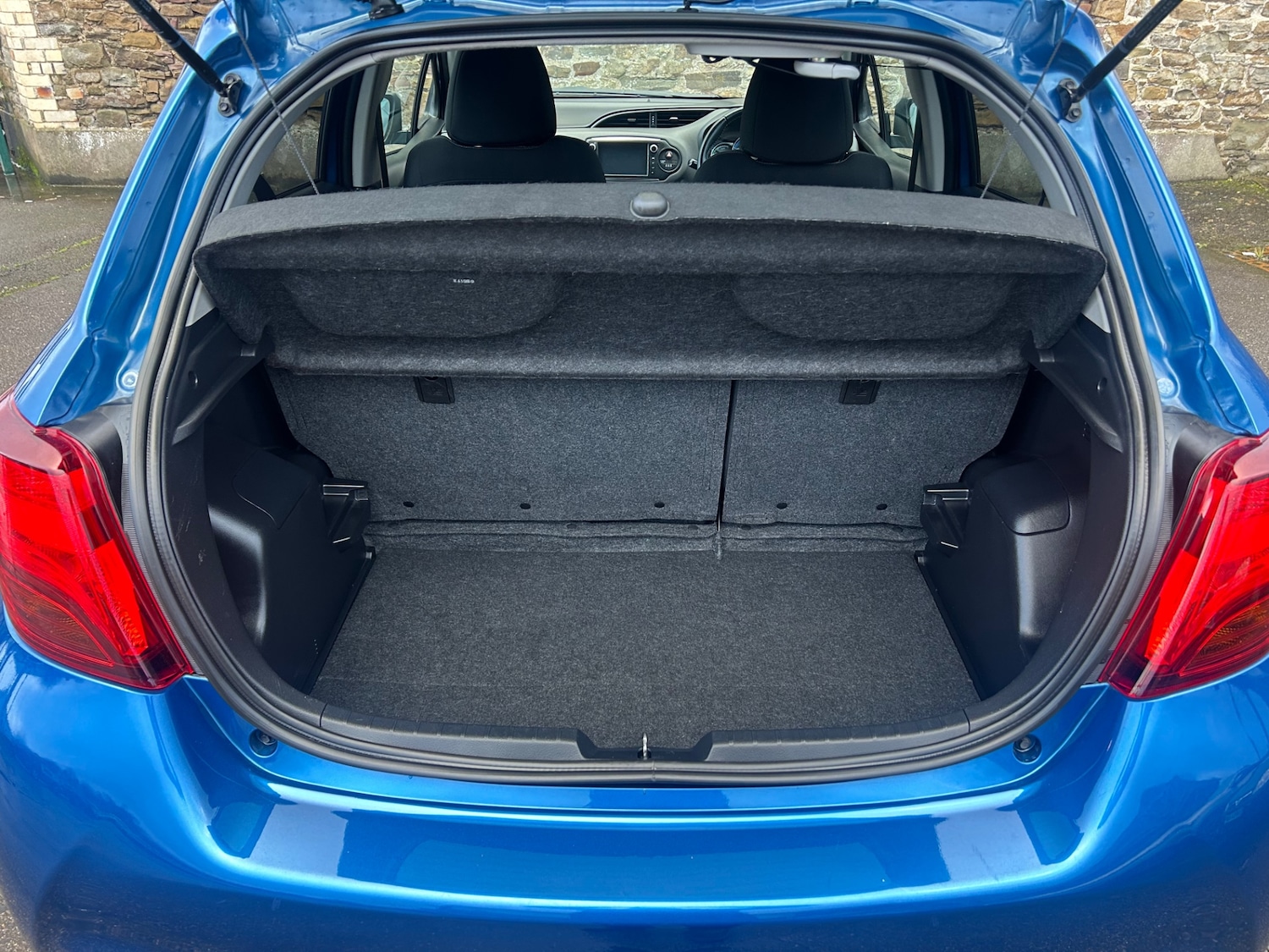 Used Toyota Yaris 2017 for sale - 77691146: Photo 9