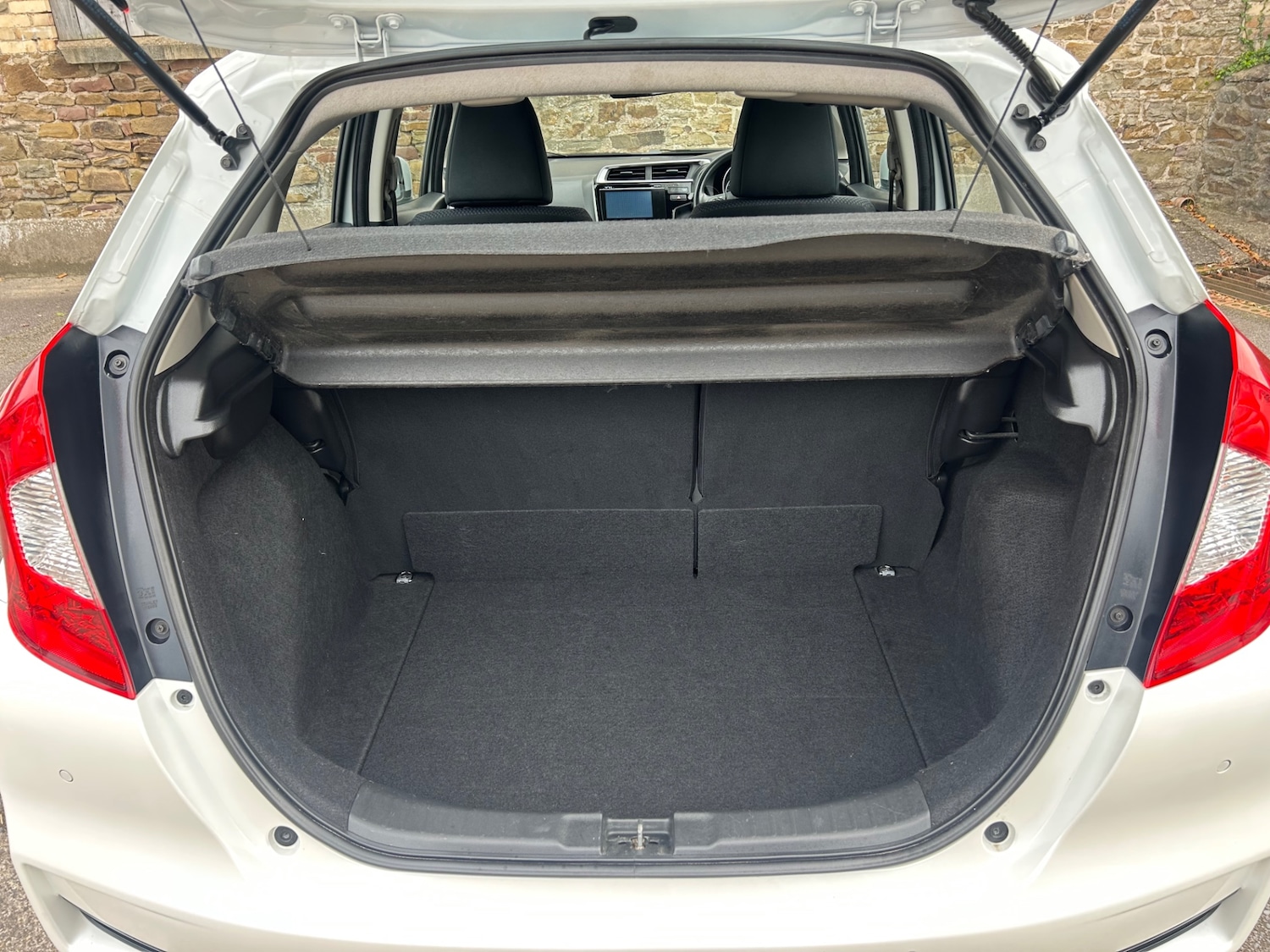 Used Honda Jazz 2018 for sale - 76102583: Photo 10