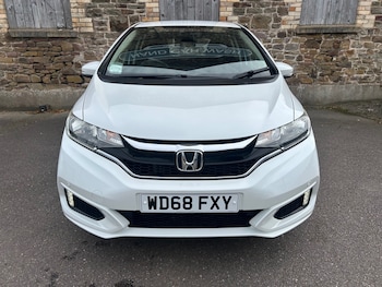 Used Honda Jazz 2018 for sale - 76102583: Photo 3