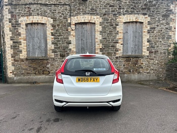 Used Honda Jazz 2018 for sale - 76102583: Photo 4