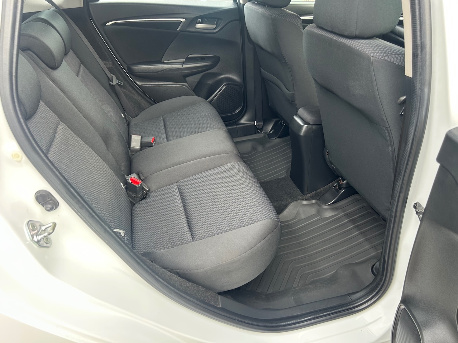 Used Honda Jazz 2018 for sale - 76102583: Photo 9