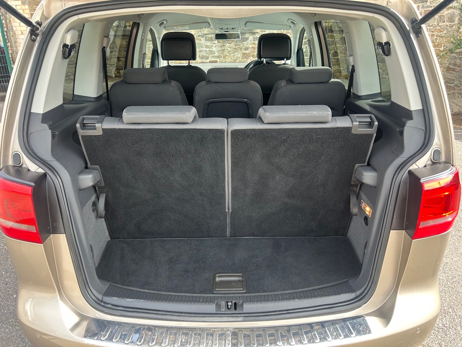 Used Volkswagen Touran 2014 for sale - 78077959: Photo 10