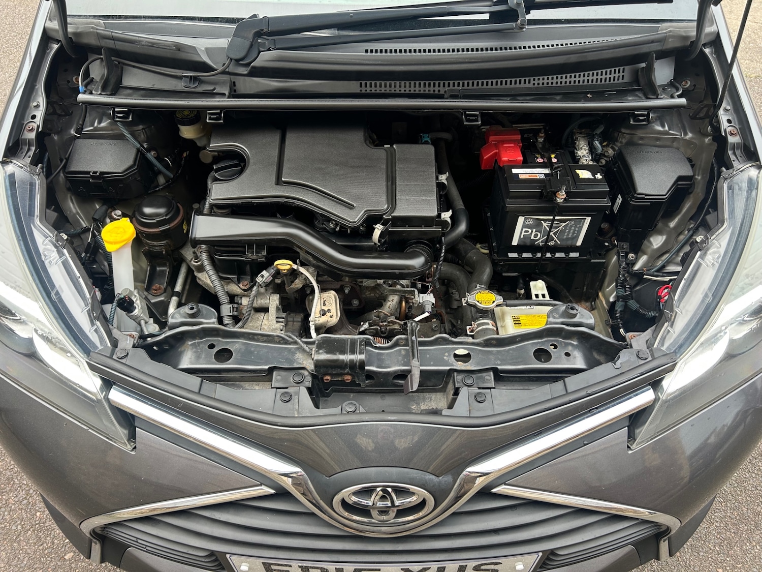 Used Toyota Yaris 2015 for sale - 76707002: Photo 11