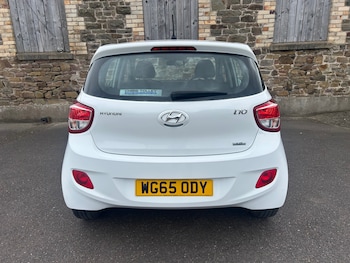 Used Hyundai i10 2015 for sale - 75499894: Photo