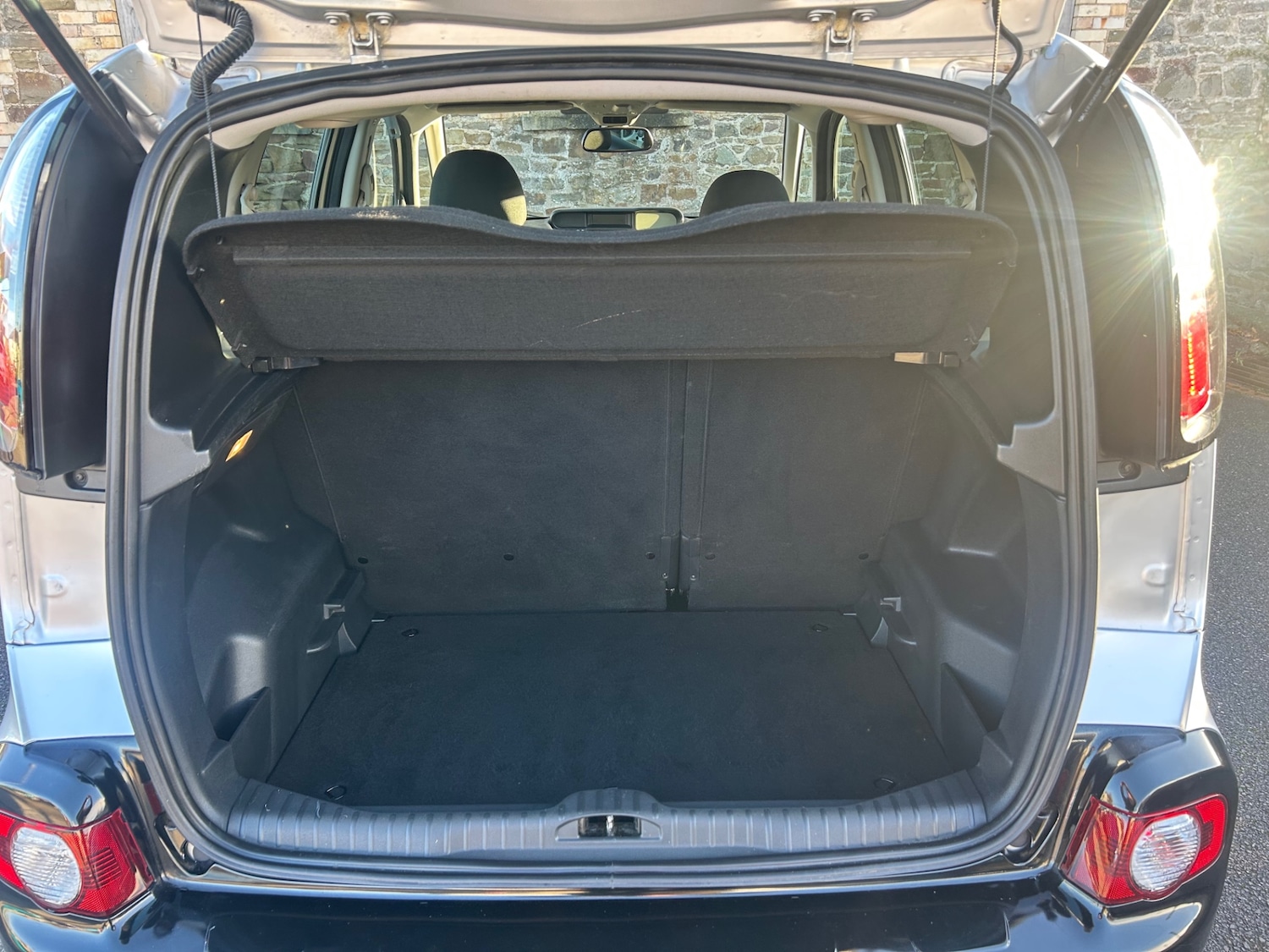 Used Citroen C3 Picasso 2016 for sale - 76652273: Photo 9