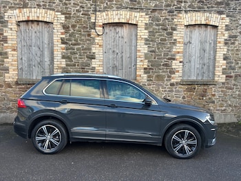 Used Volkswagen Tiguan 2016 for sale - 76404700: Photo