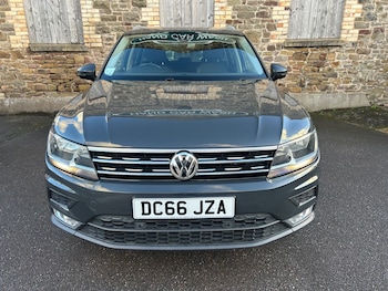 Used Volkswagen Tiguan 2016 for sale - 76404700: Photo