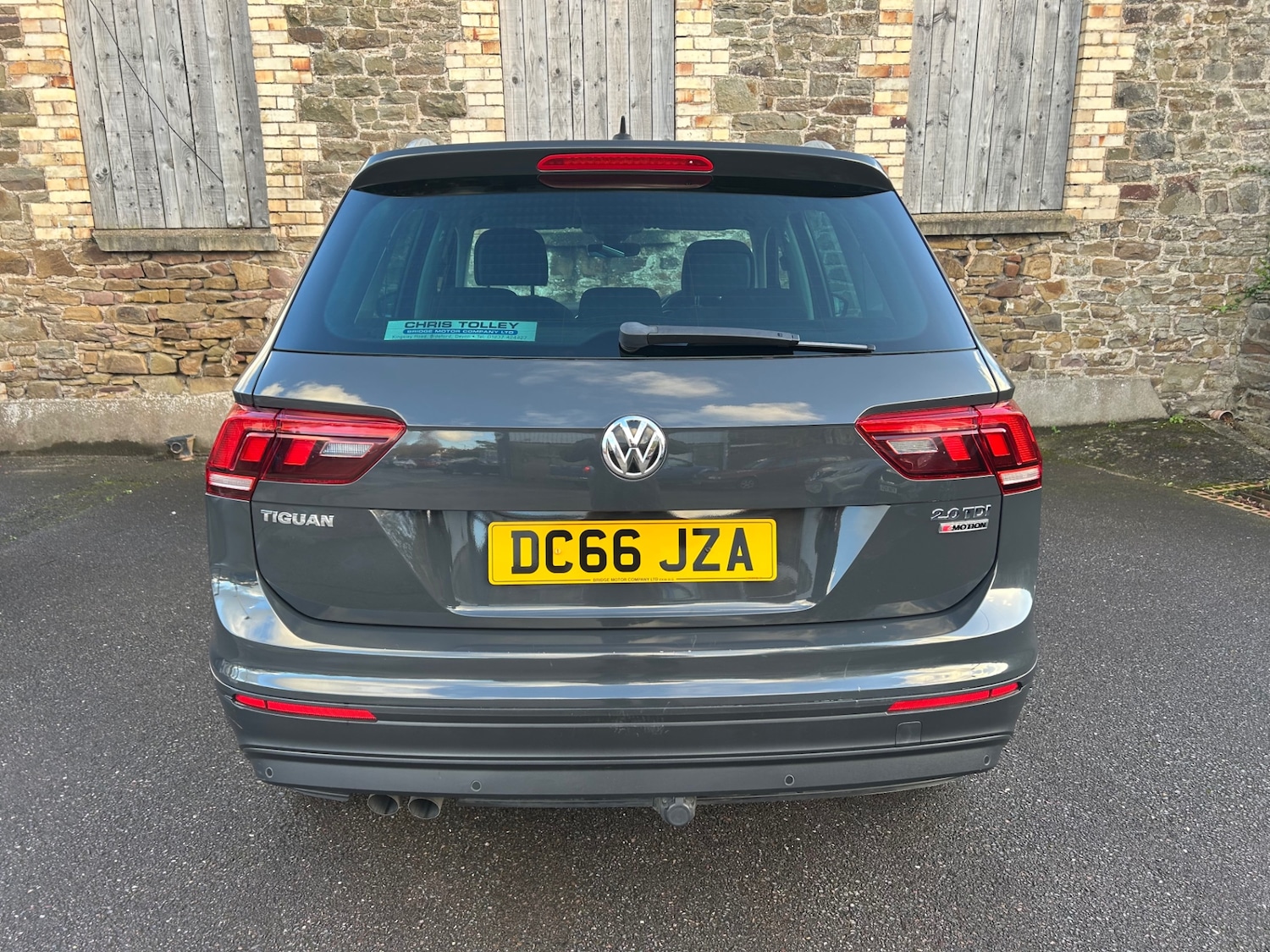 Used Volkswagen Tiguan 2016 for sale - 76404700: Photo 4