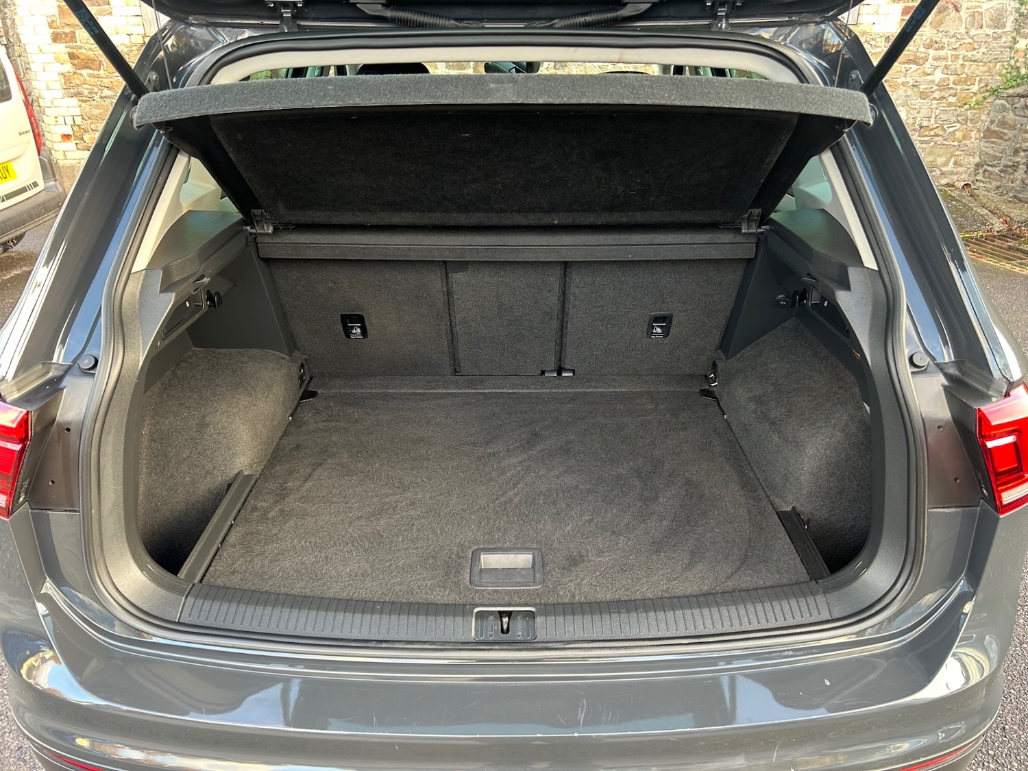 Used Volkswagen Tiguan 2016 for sale - 76404700: Photo 8