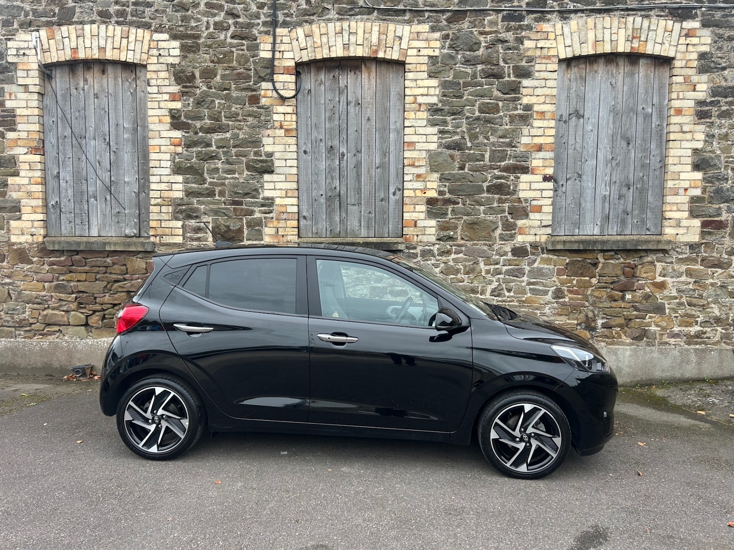 Used Hyundai i10 2024 for sale - 76344187: Photo 2