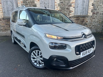 2019 (19) - 1.5 BlueHDi 130 Feel M 5dr EAT8