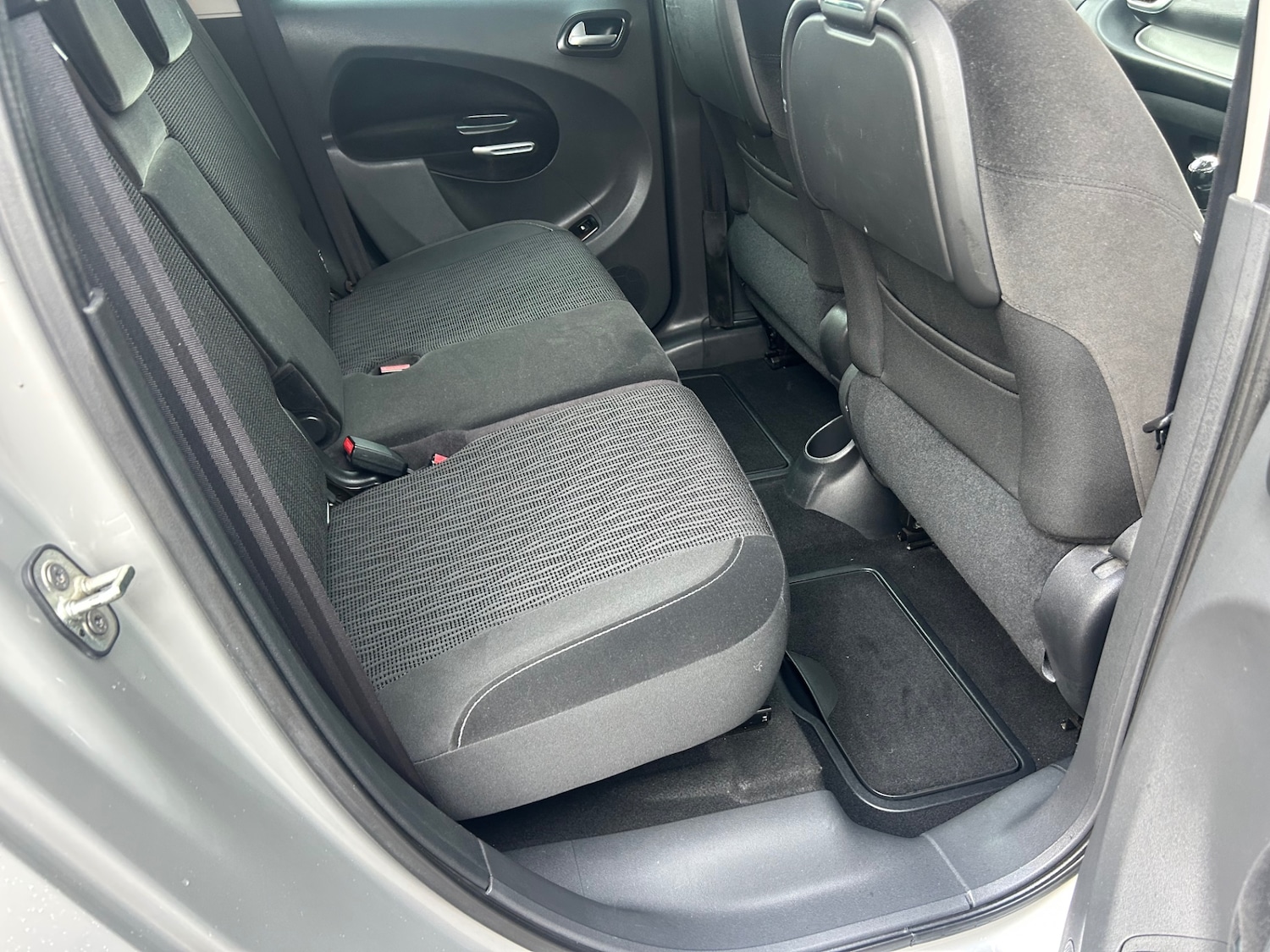 Used Citroen C3 Picasso 2015 for sale - 76352698: Photo 7