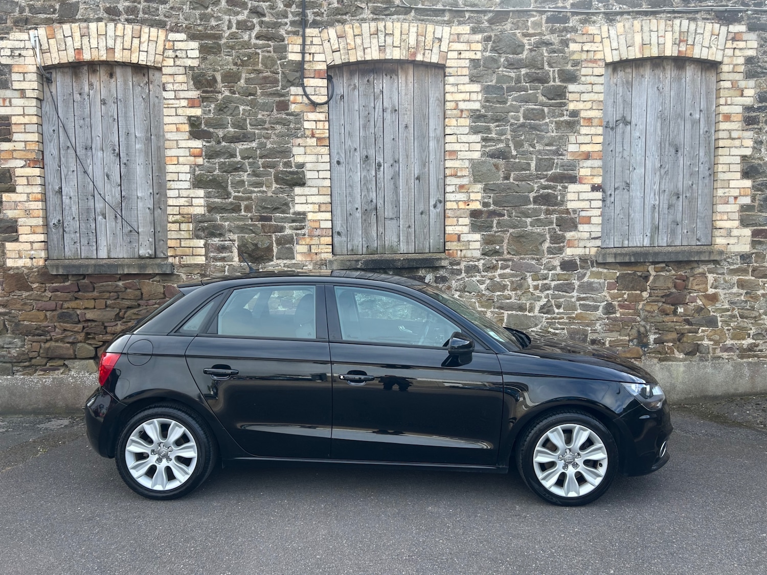 Used Audi A1 2014 for sale - 78078546: Photo 2
