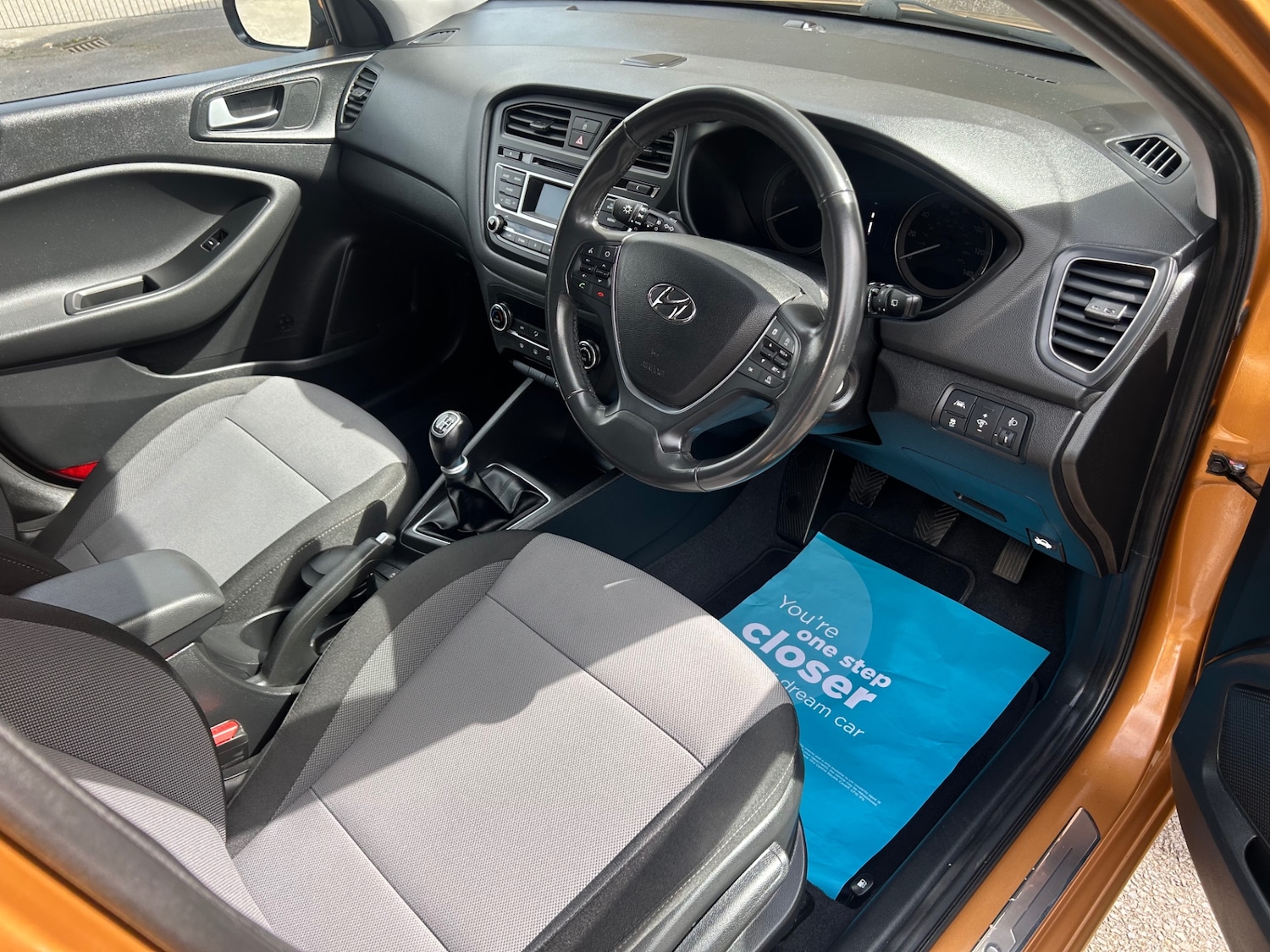 Used Hyundai i20 2015 for sale - 78178025: Photo 5