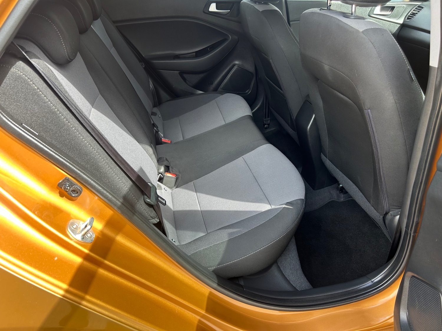 Used Hyundai i20 2015 for sale - 78178025: Photo 6